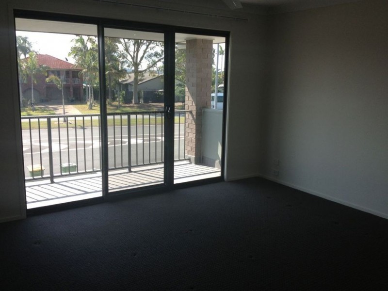 412 Benowa Road, Benowa QLD 4217