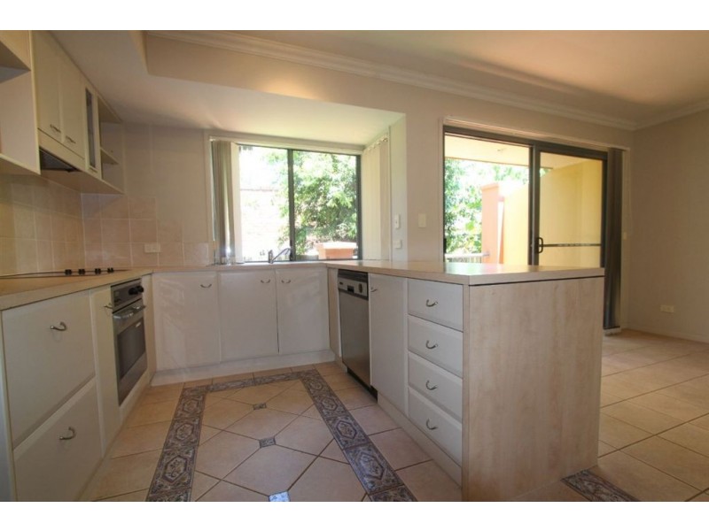 @/20 Fairway Drive, Clear Island Waters QLD 4226