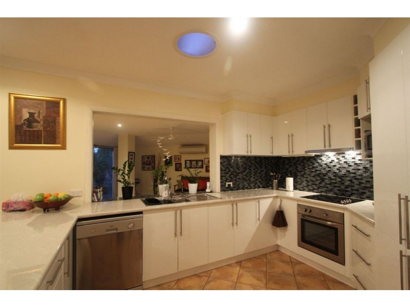 36/24 Ron Penhaligon Way, Robina QLD 4226