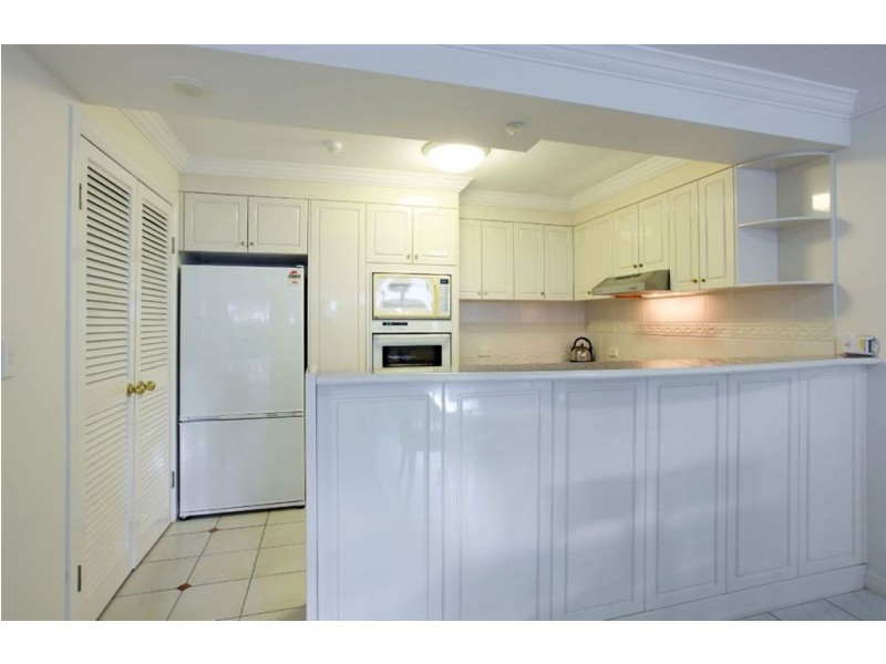 1108/90 Surf Parade, Broadbeach QLD 4218