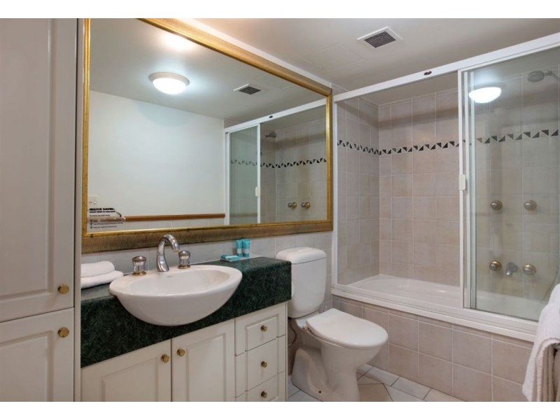 1108/90 Surf Parade, Broadbeach QLD 4218