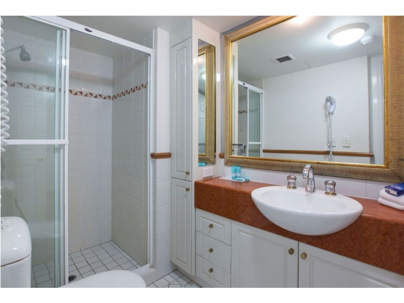 1108/90 Surf Parade, Broadbeach QLD 4218