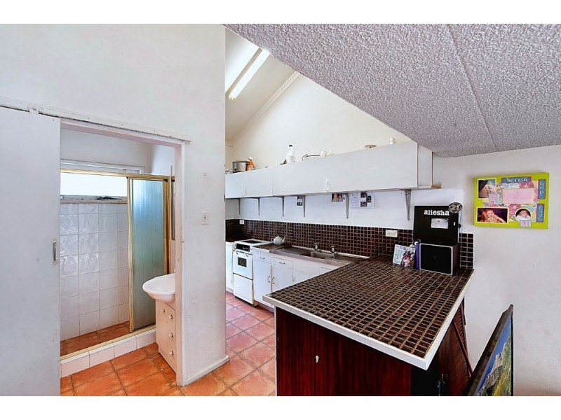 2/2309 Gold Coast Highway, Mermaid Beach QLD 4218