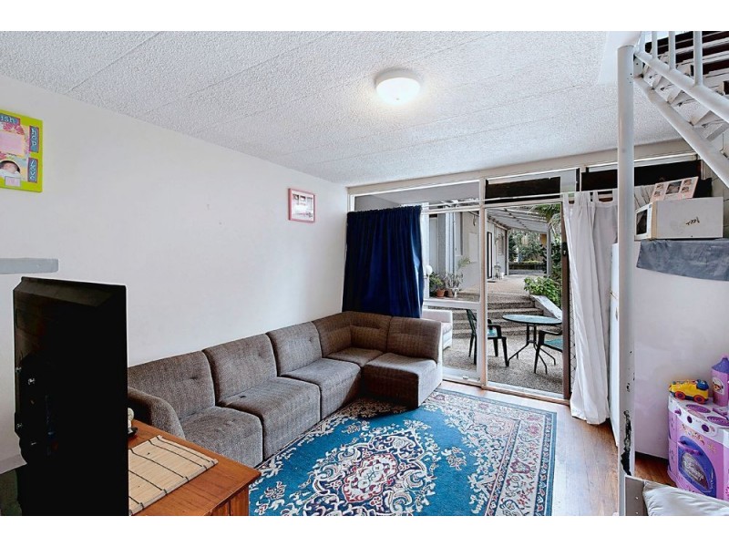 2/2309 Gold Coast Highway, Mermaid Beach QLD 4218