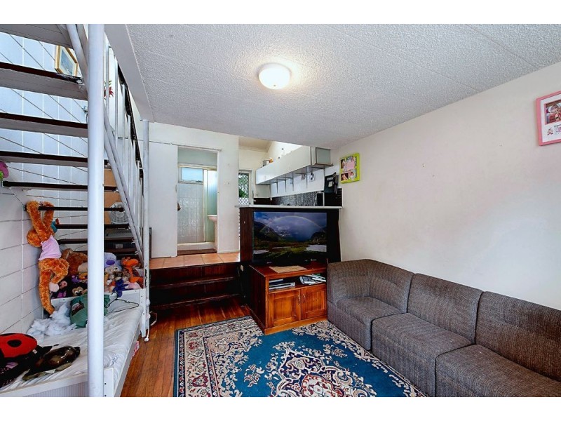 2/2309 Gold Coast Highway, Mermaid Beach QLD 4218