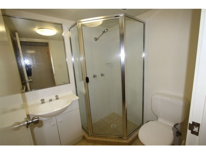 @/129 Currumburra Road, Ashmore QLD 4214