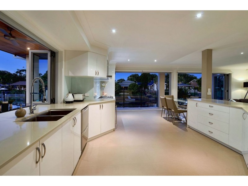 115 Witt Avenue, Carrara QLD 4211