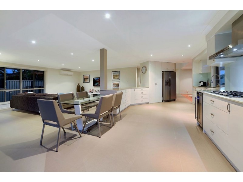 115 Witt Avenue, Carrara QLD 4211