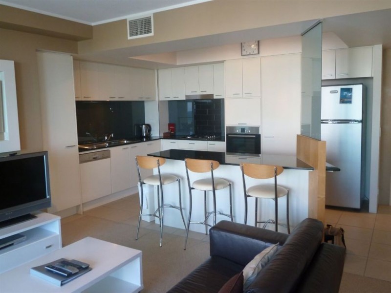 1307 Gold Coast Highway, Broadbeach QLD 4218