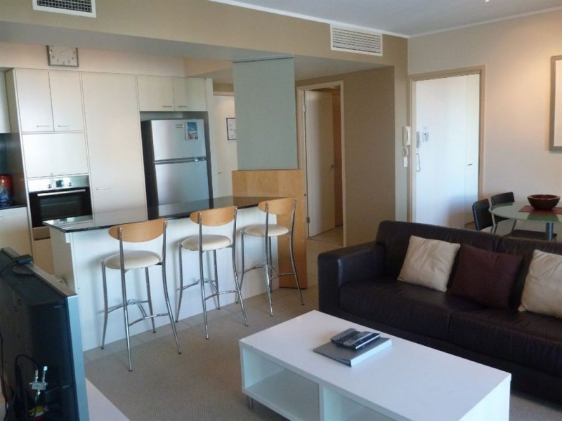 1307 Gold Coast Highway, Broadbeach QLD 4218