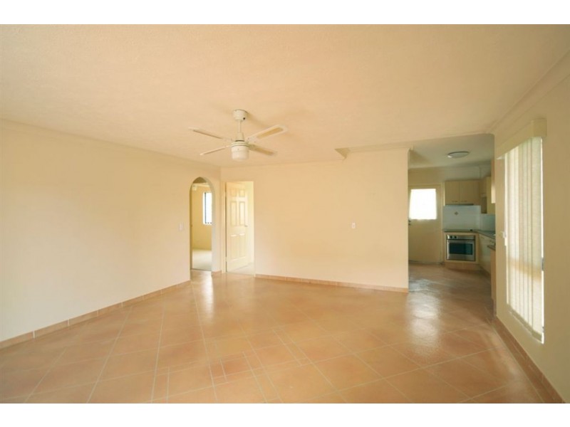 1/20 Duet Drive, Mermaid Waters QLD 4218