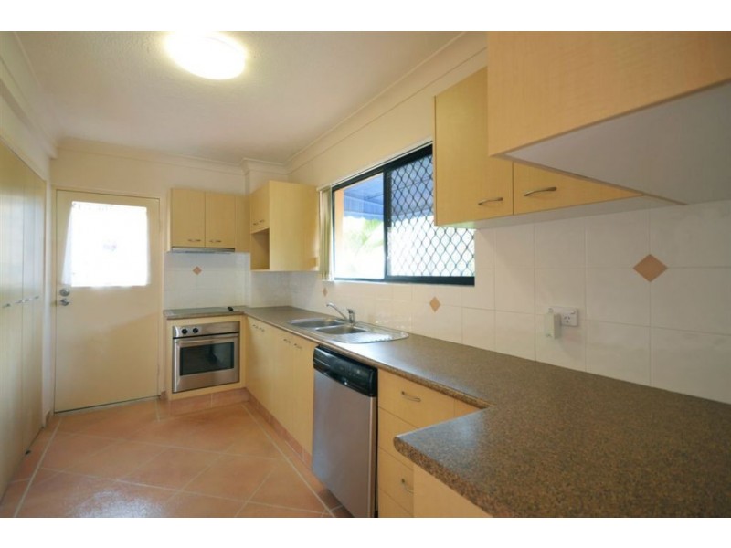 1/20 Duet Drive, Mermaid Waters QLD 4218