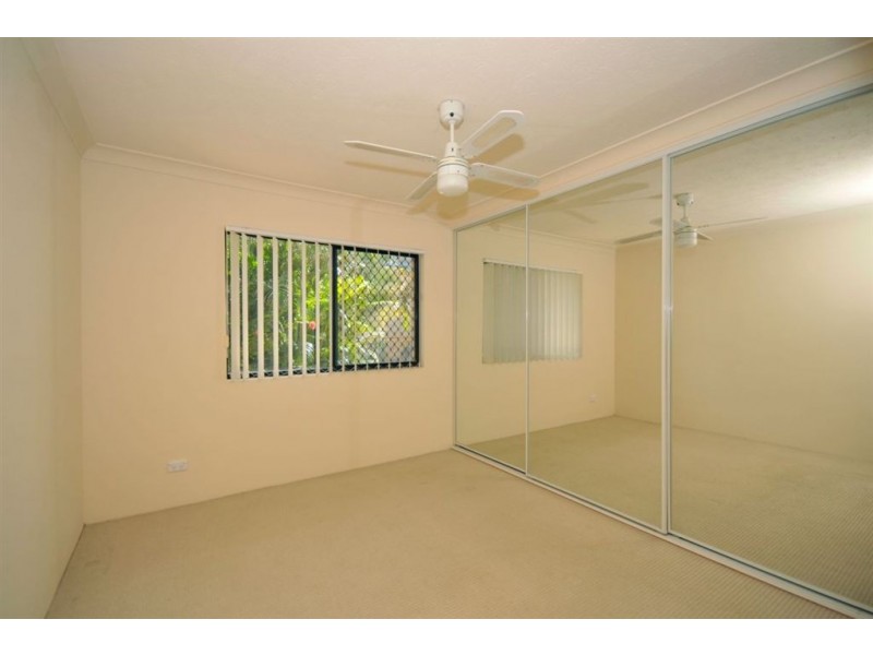 1/20 Duet Drive, Mermaid Waters QLD 4218