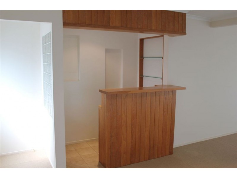 13 Allambi Avenue, Broadbeach Waters QLD 4218