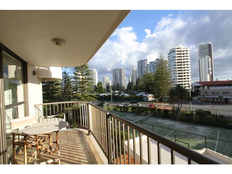 8/3645 Main Beach Parade, Main Beach QLD 4217