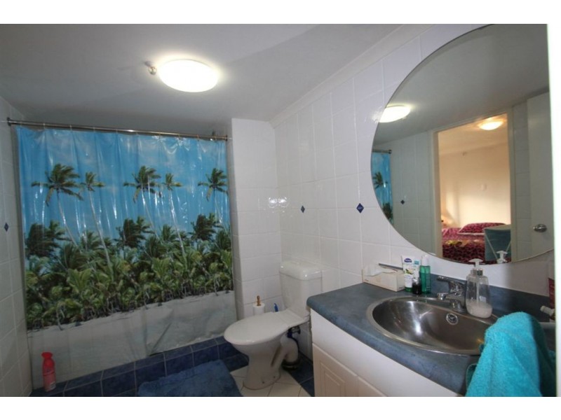 8/3645 Main Beach Parade, Main Beach QLD 4217