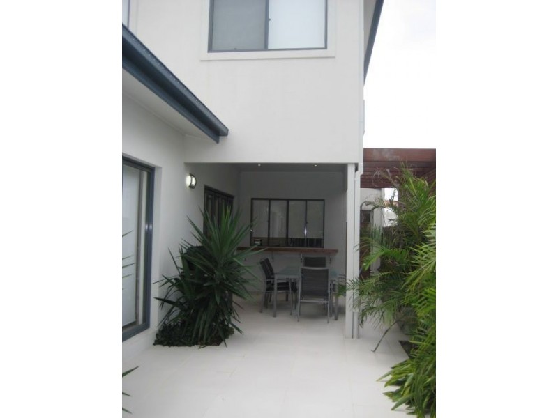 20 William Street, Mermaid Beach QLD 4218