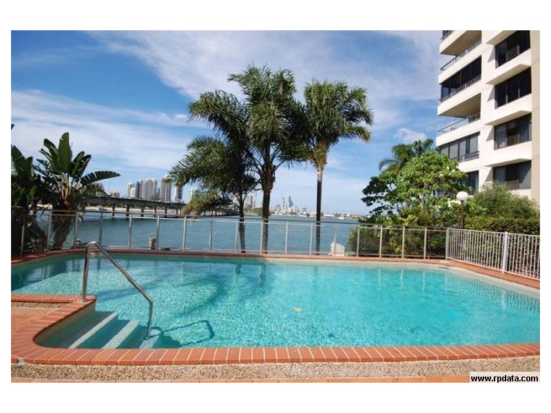 313/2 Barney Street, Southport QLD 4215