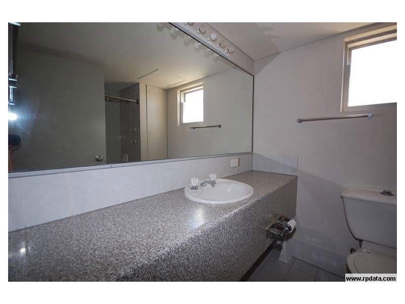 313/2 Barney Street, Southport QLD 4215