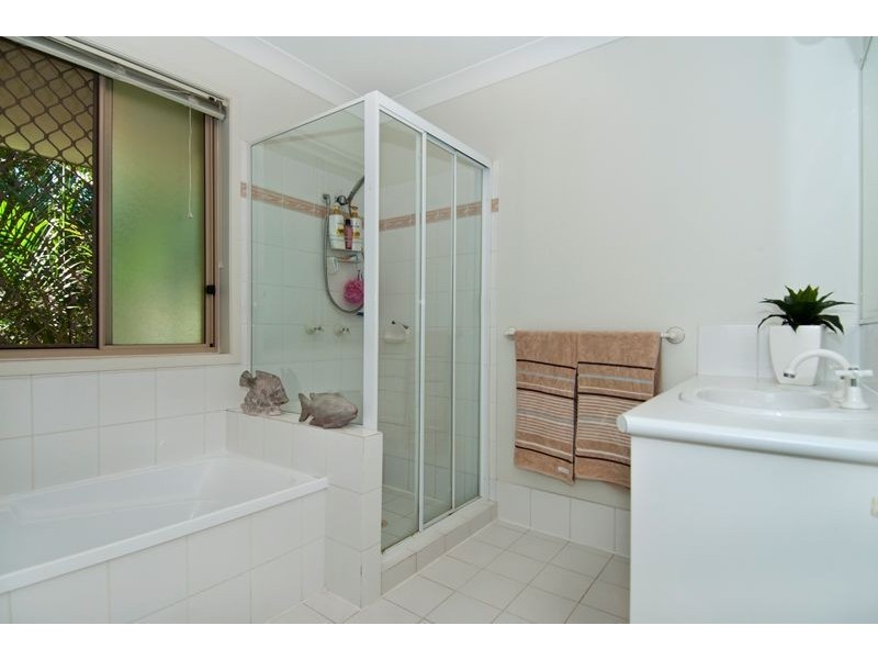 116/152 Palm Meadows Drive, Carrara QLD 4211