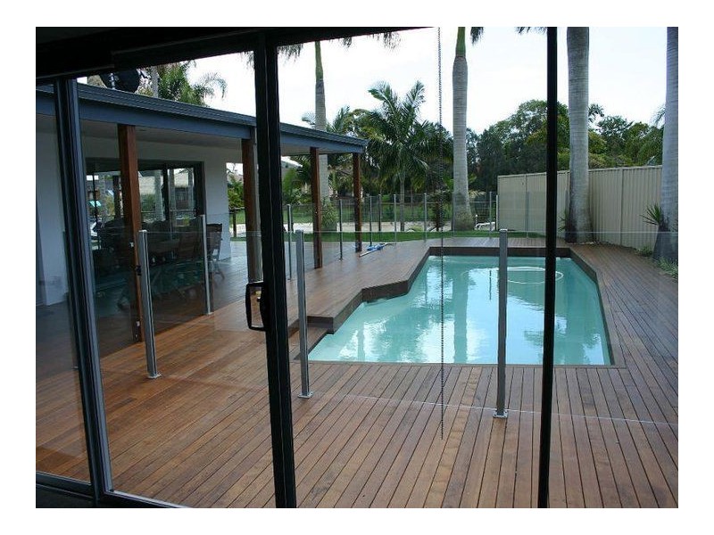 5 Goolagong Court, Broadbeach Waters QLD 4218