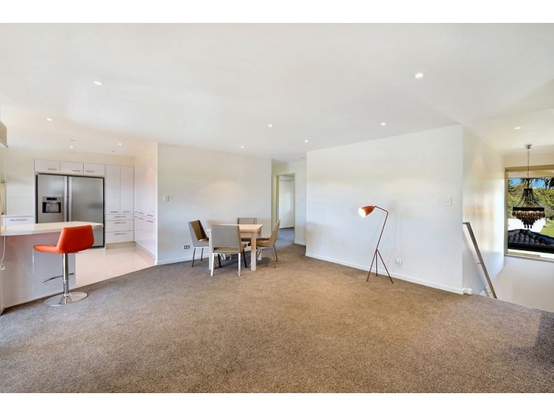 13 Poinciana Boulevard, Broadbeach Waters QLD 4218