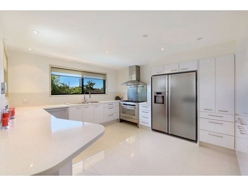 13 Poinciana Boulevard, Broadbeach Waters QLD 4218