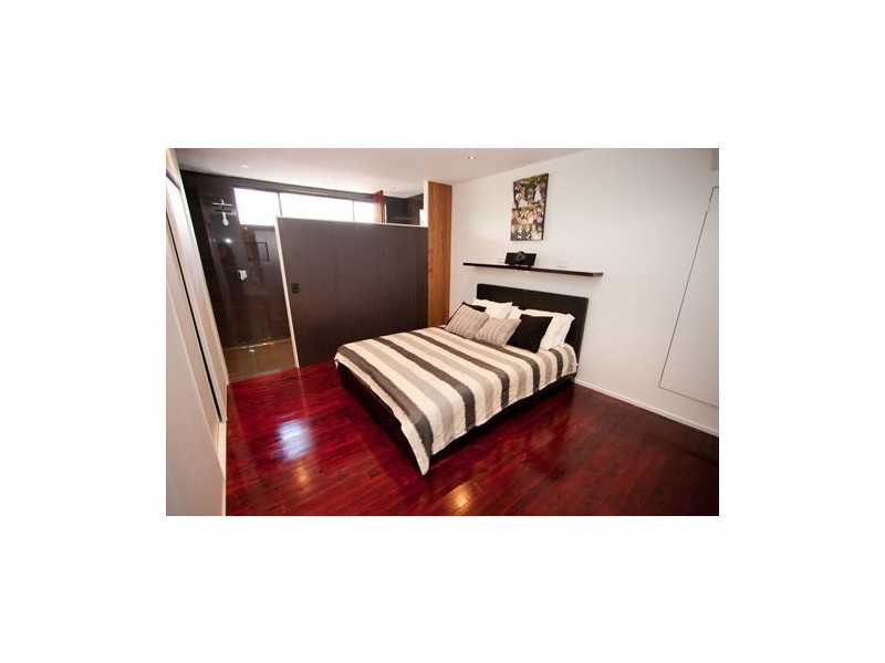 19 Winani Drive, Ashmore QLD 4214