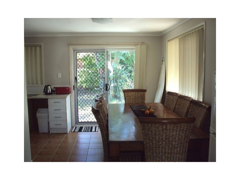 11 Nundah Avenue, Miami QLD 4220