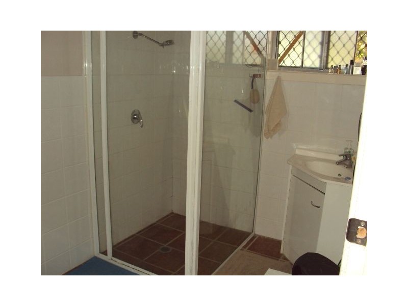 11 Nundah Avenue, Miami QLD 4220