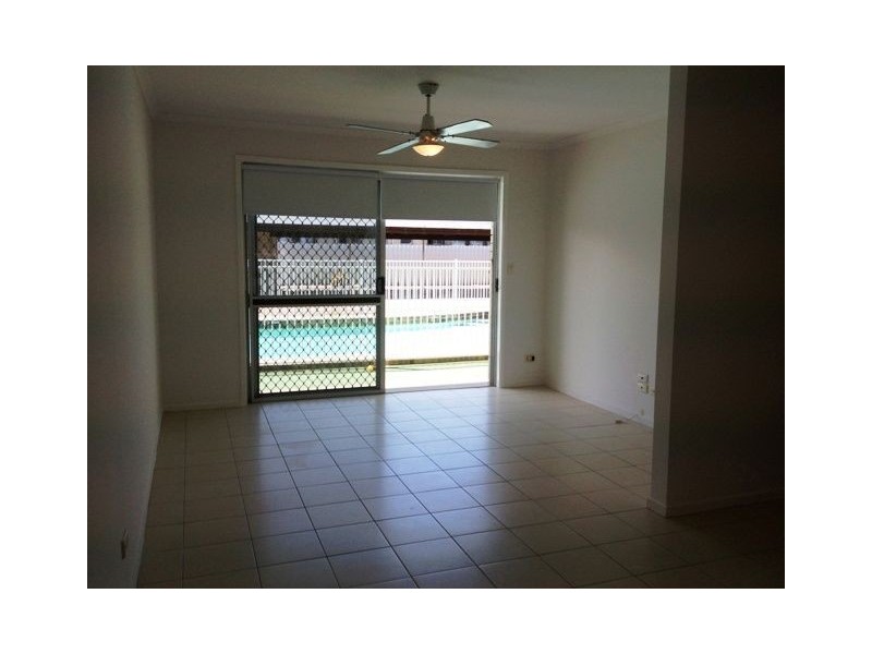 3/2423 Gold Coast Highway, Mermaid Beach QLD 4218