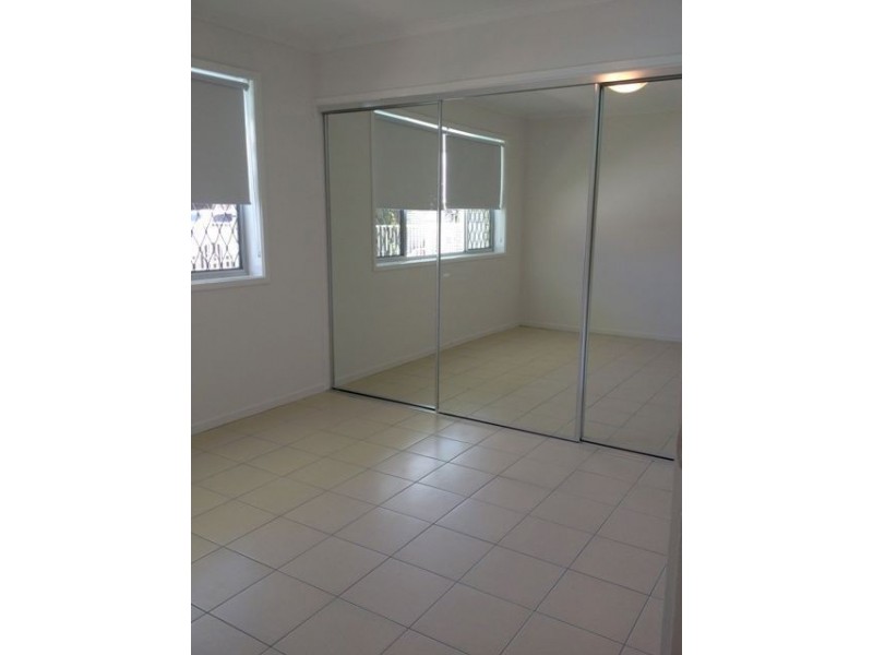 3/2423 Gold Coast Highway, Mermaid Beach QLD 4218