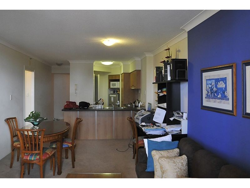 2055/2623 Gold Coast Highway, Broadbeach QLD 4218