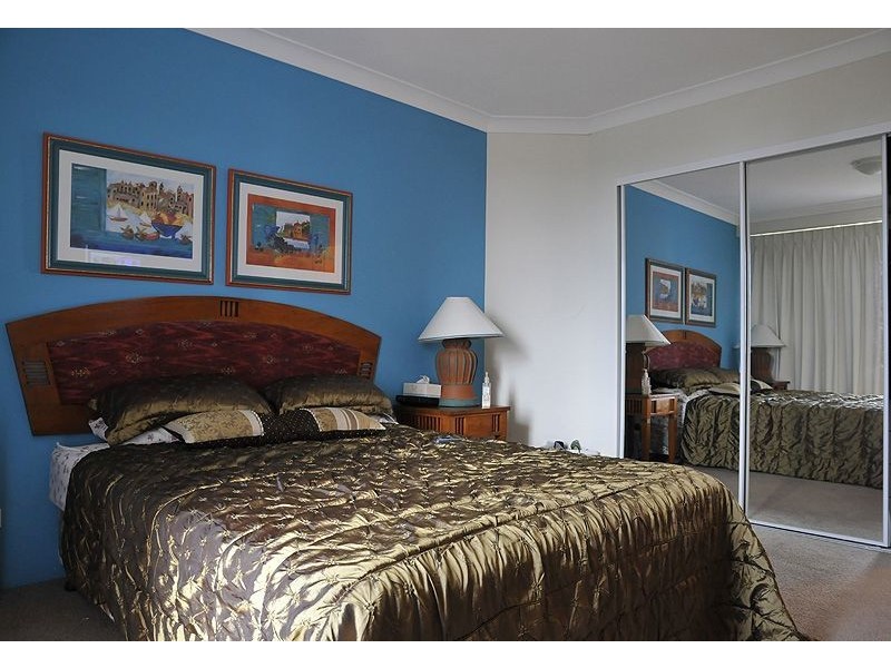 2055/2623 Gold Coast Highway, Broadbeach QLD 4218