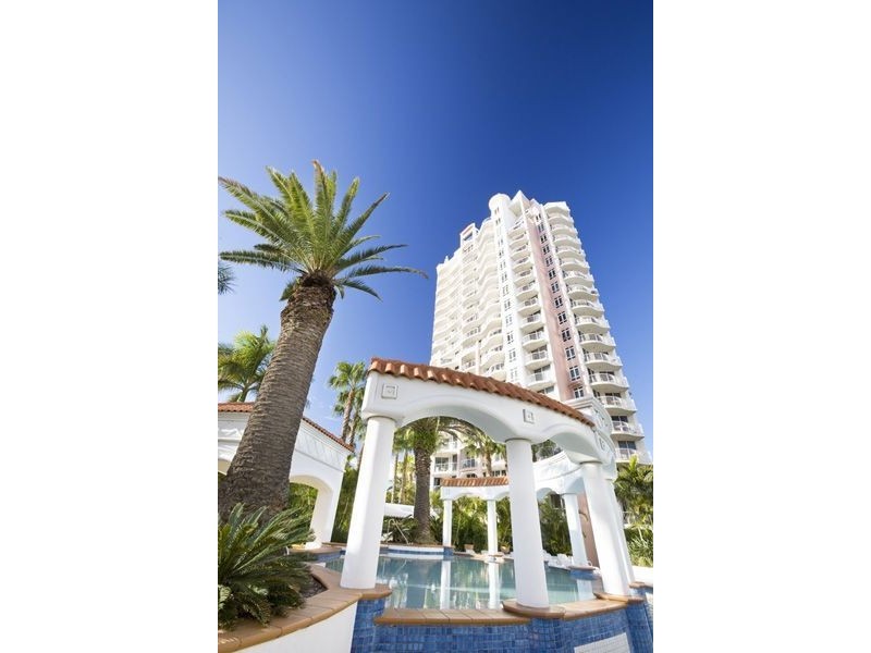 2055/2623 Gold Coast Highway, Broadbeach QLD 4218