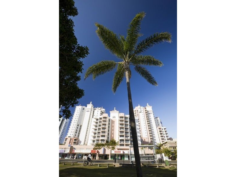 2055/2623 Gold Coast Highway, Broadbeach QLD 4218