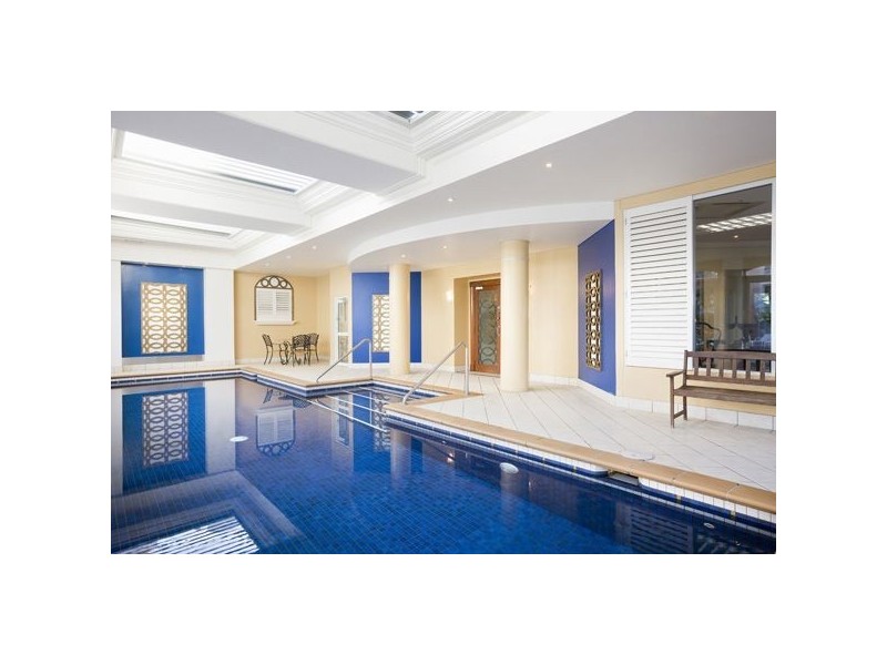 2055/2623 Gold Coast Highway, Broadbeach QLD 4218