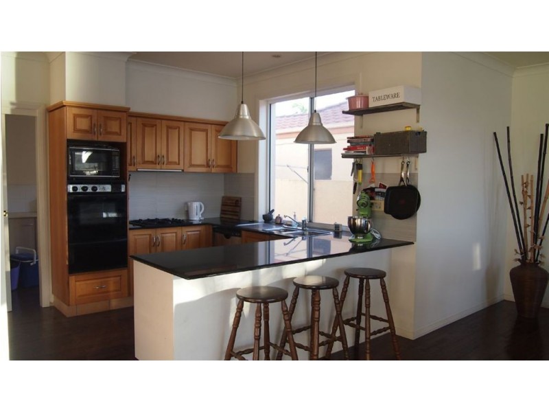 11 Washington Court, Varsity Lakes QLD 4227