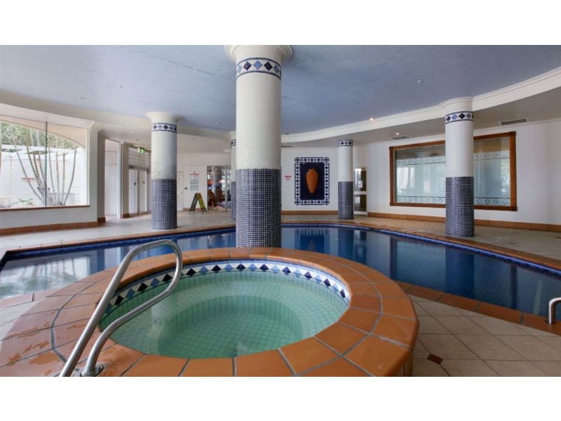 4/7 Elkorn Avenue, Surfers Paradise QLD 4217