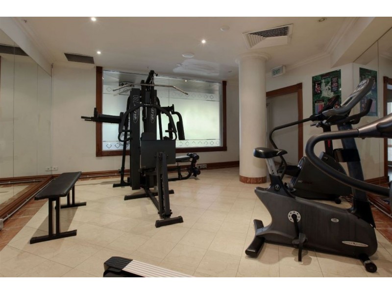 4/7 Elkorn Avenue, Surfers Paradise QLD 4217