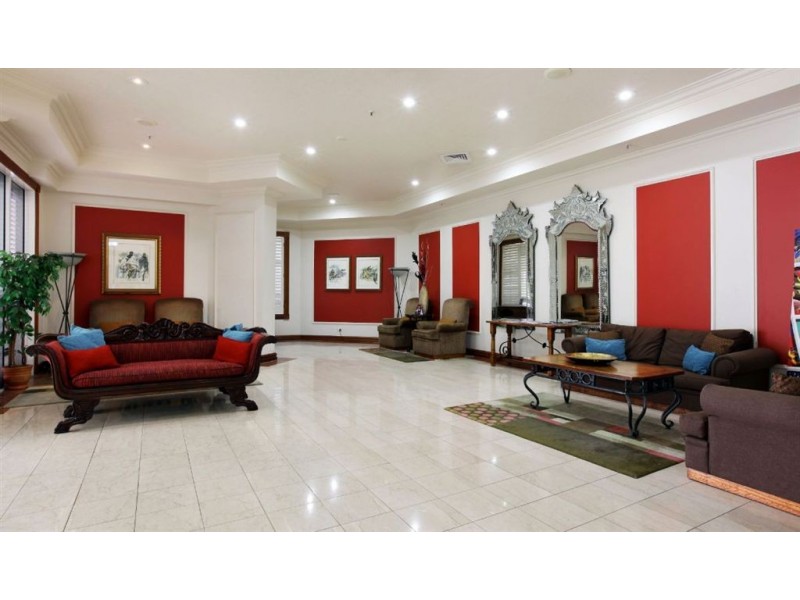 4/7 Elkorn Avenue, Surfers Paradise QLD 4217