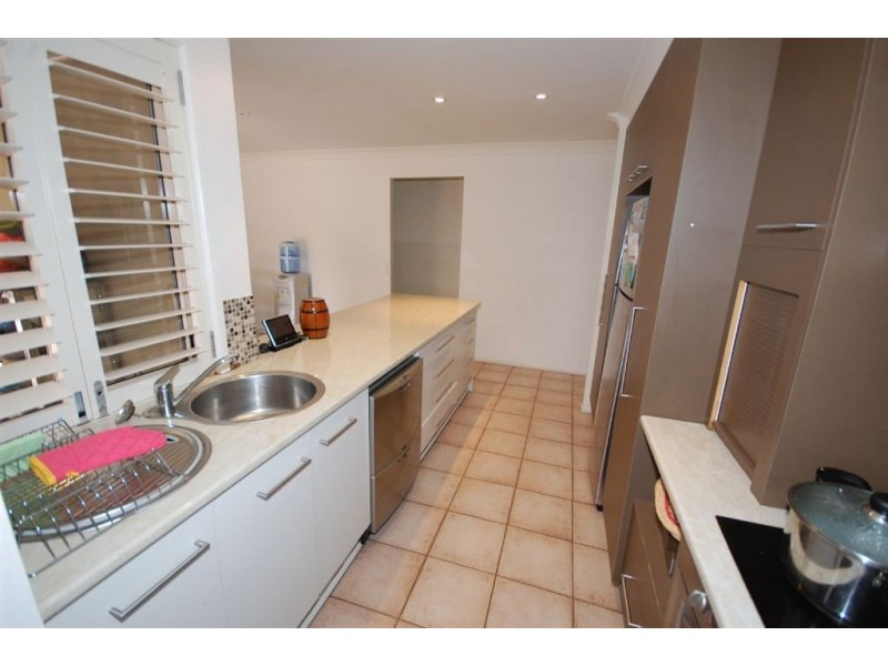 309 Central Street, Arundel QLD 4214