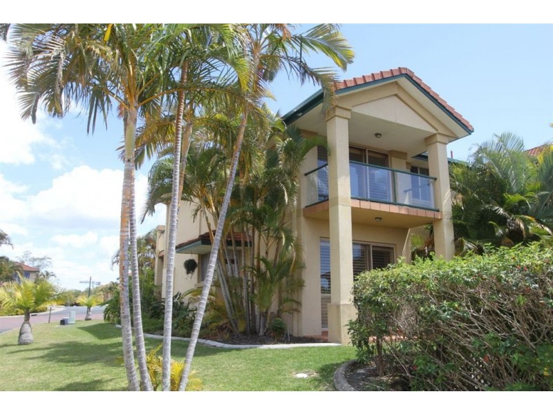 43/152 Palm Meadows Drive, Carrara QLD 4211
