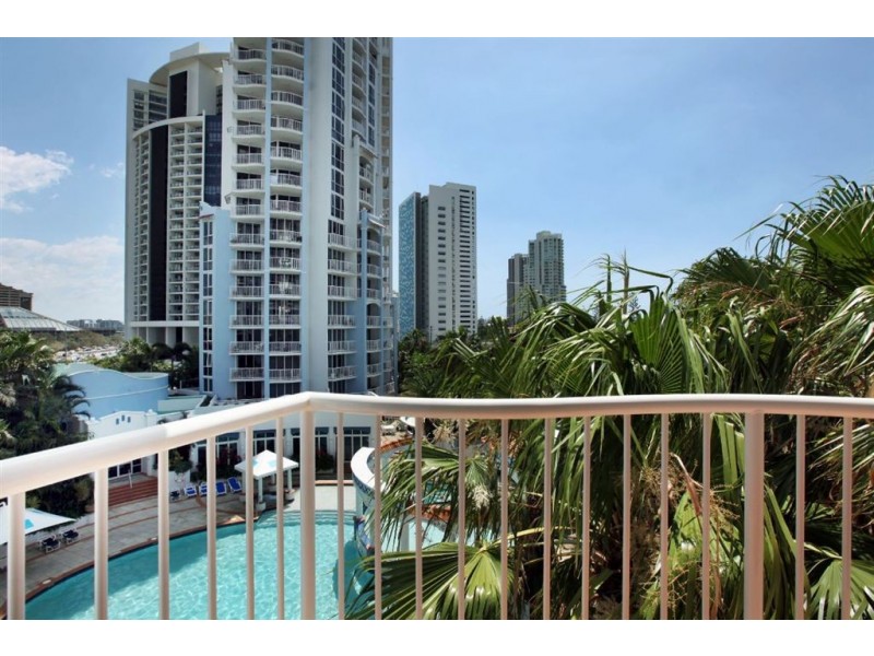 1042/2623 Gold Coast Highway, Broadbeach QLD 4218