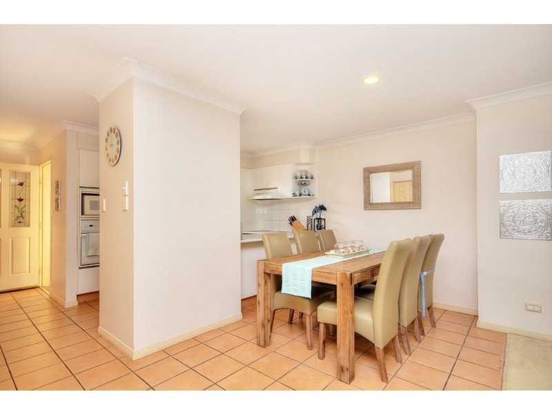 114/152 Palm Meadows Drive, Carrara QLD 4211