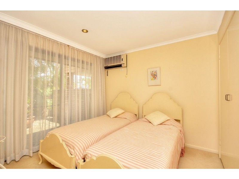 19 McCleary Street, Sorrento QLD 4217