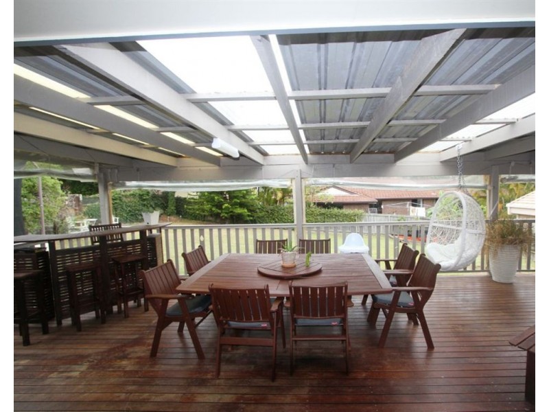5 Allied Drive, Arundel QLD 4214