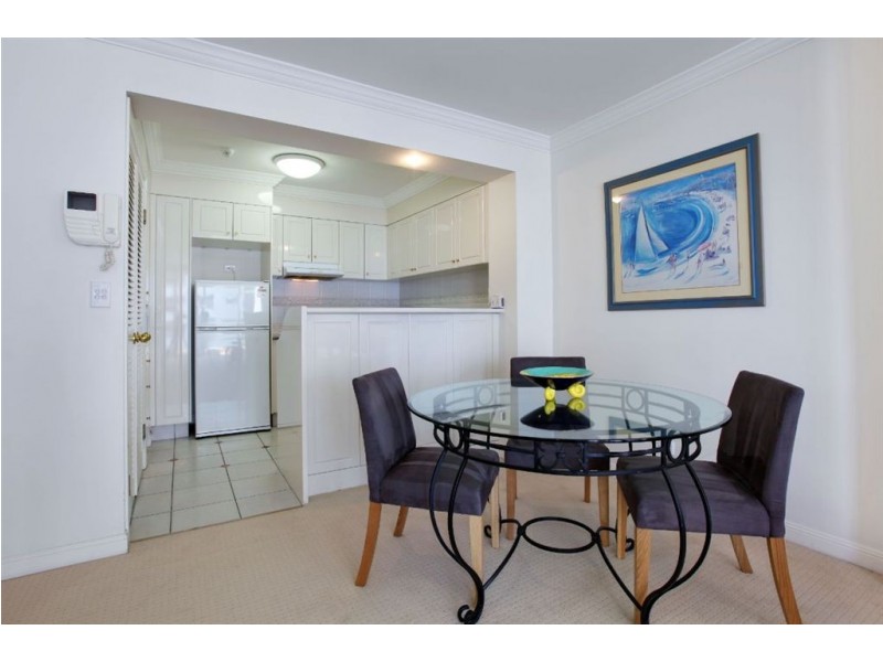 2911/24 Queensland Avenue, Broadbeach QLD 4218