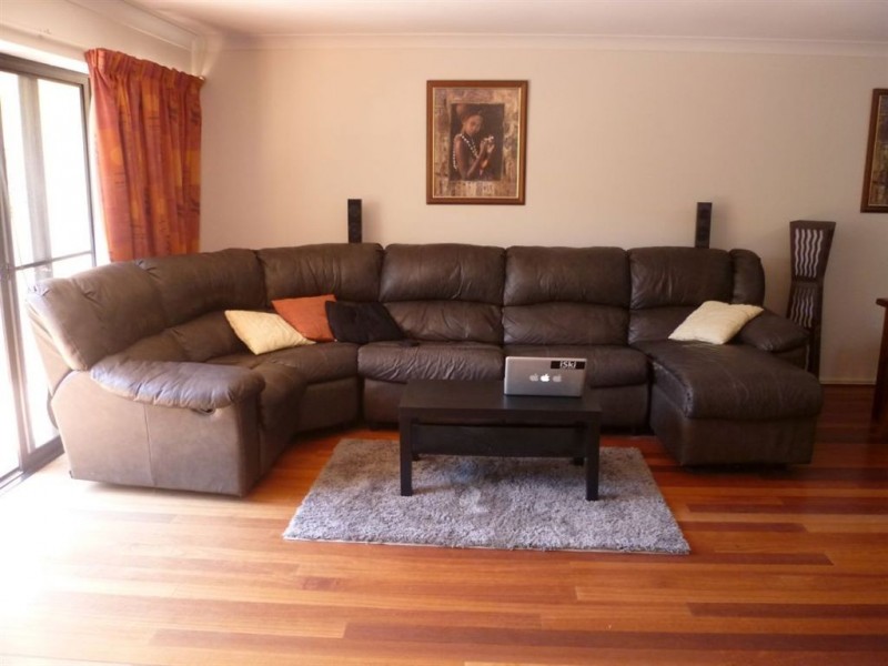 28B/1 Great Hall Drive, Miami QLD 4220