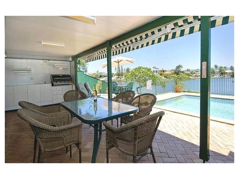 36 Claymore Crescent, Sorrento QLD 4217